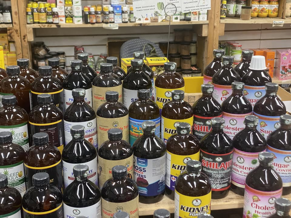 ELIXIRS,TONICS, BITTERS, SEAMOSS, & JUICE